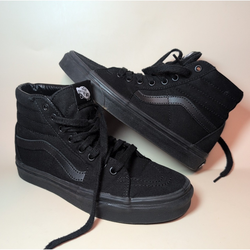 Vans Sk8-Hi Triple Black Hi Top Skate Shoes Men's Sze 6 Women's Sze 7.5 Canvas